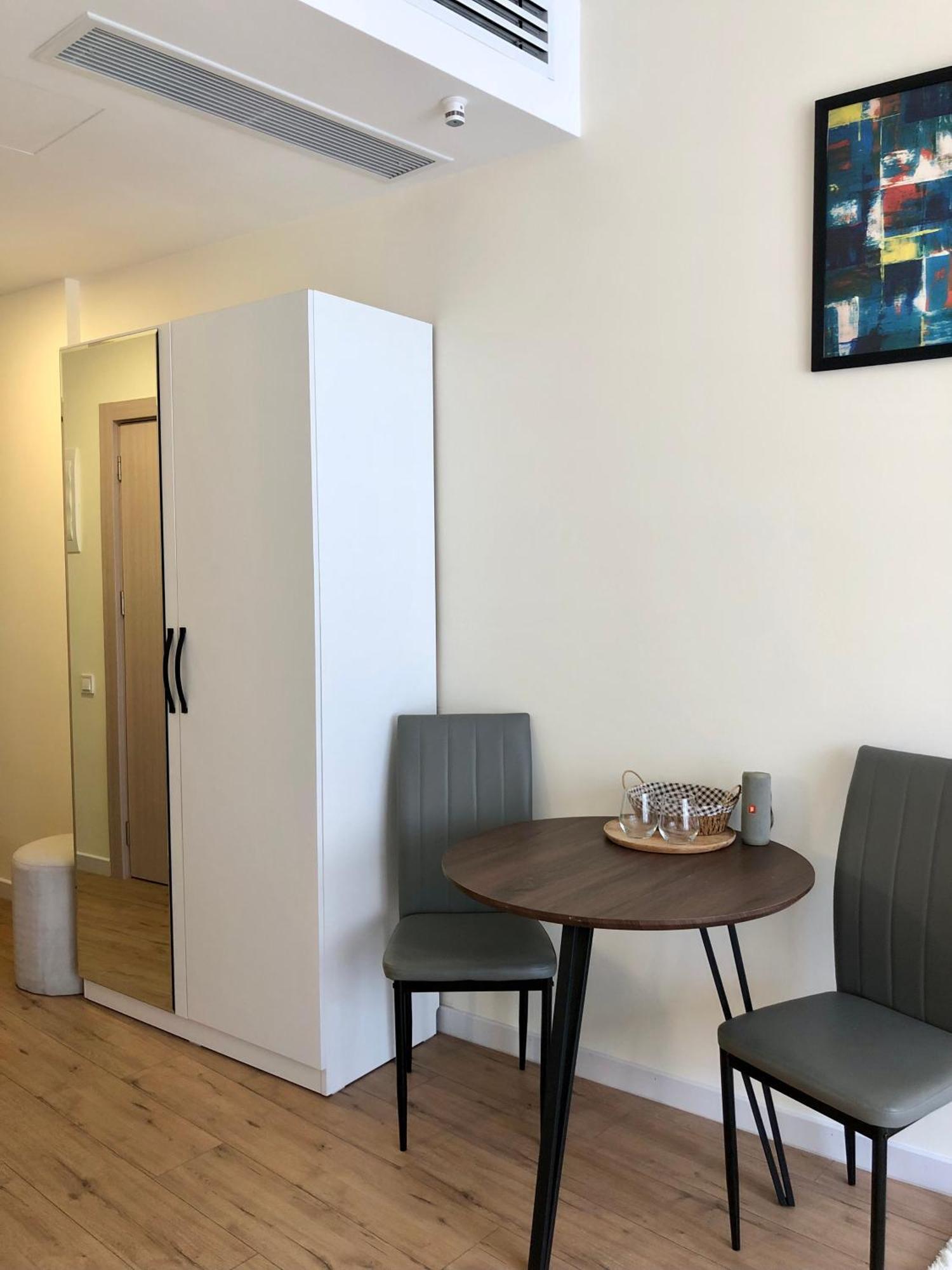 White Apartment Batumi Ngoại thất bức ảnh